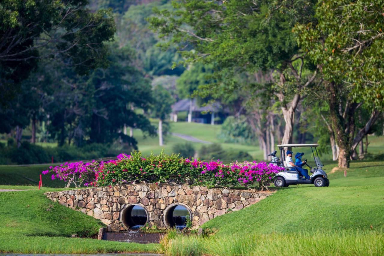 Blue Canyon Country Club Mai Khao Bagian luar foto