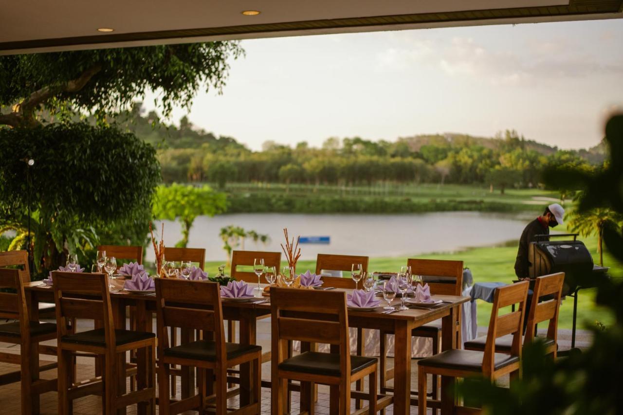 Blue Canyon Country Club Mai Khao Bagian luar foto