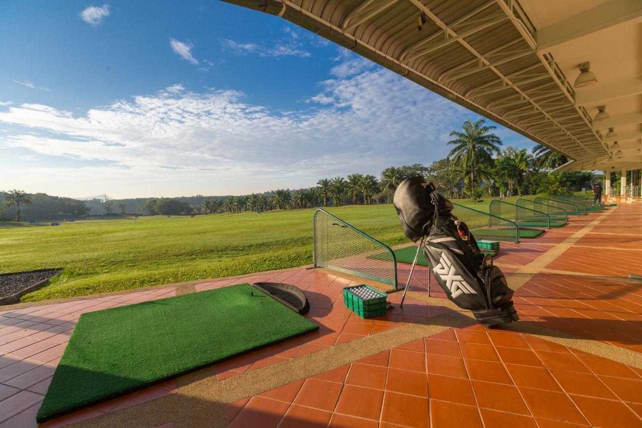 Blue Canyon Country Club Mai Khao Bagian luar foto