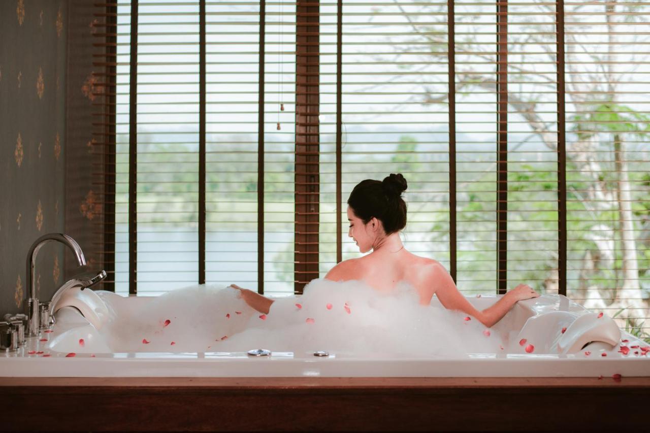 Blue Canyon Country Club Mai Khao Bagian luar foto