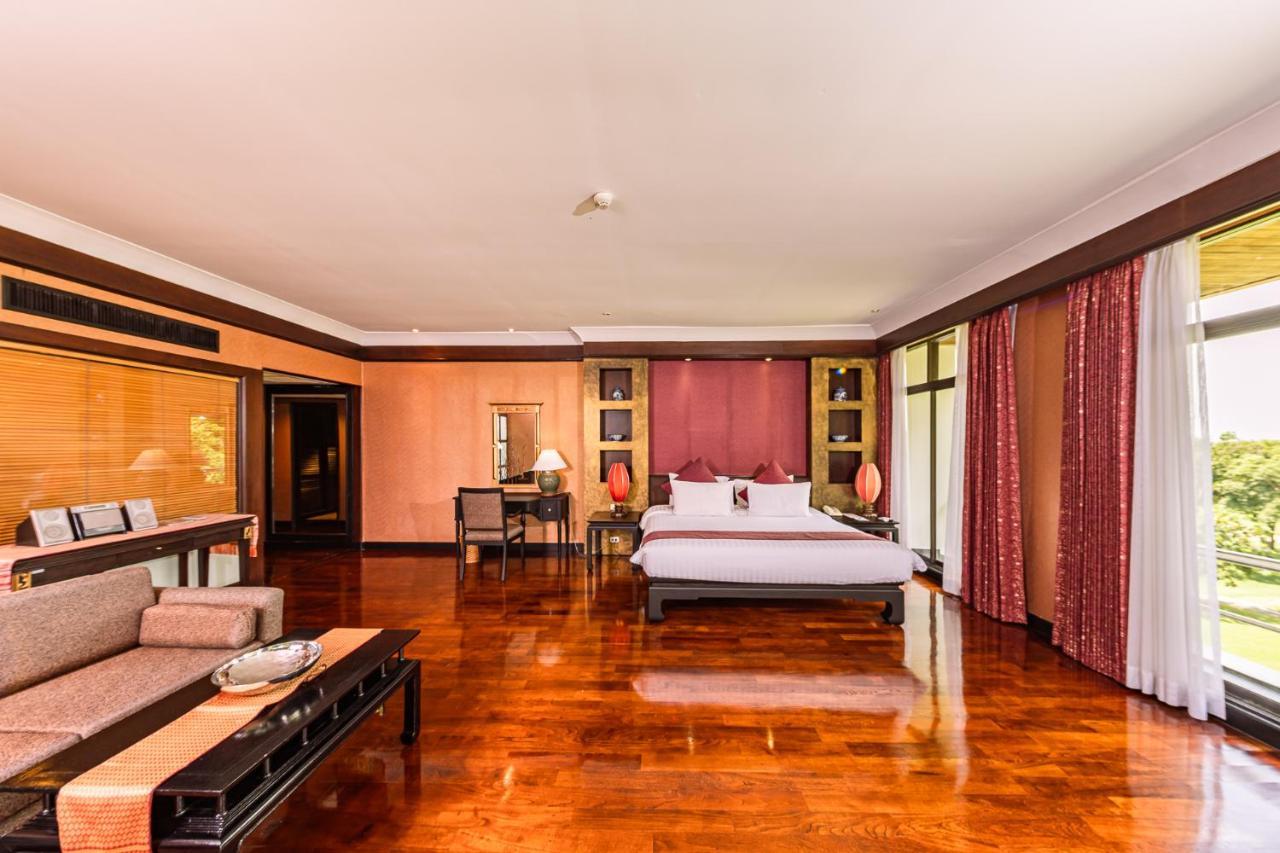 Blue Canyon Country Club Mai Khao Bagian luar foto